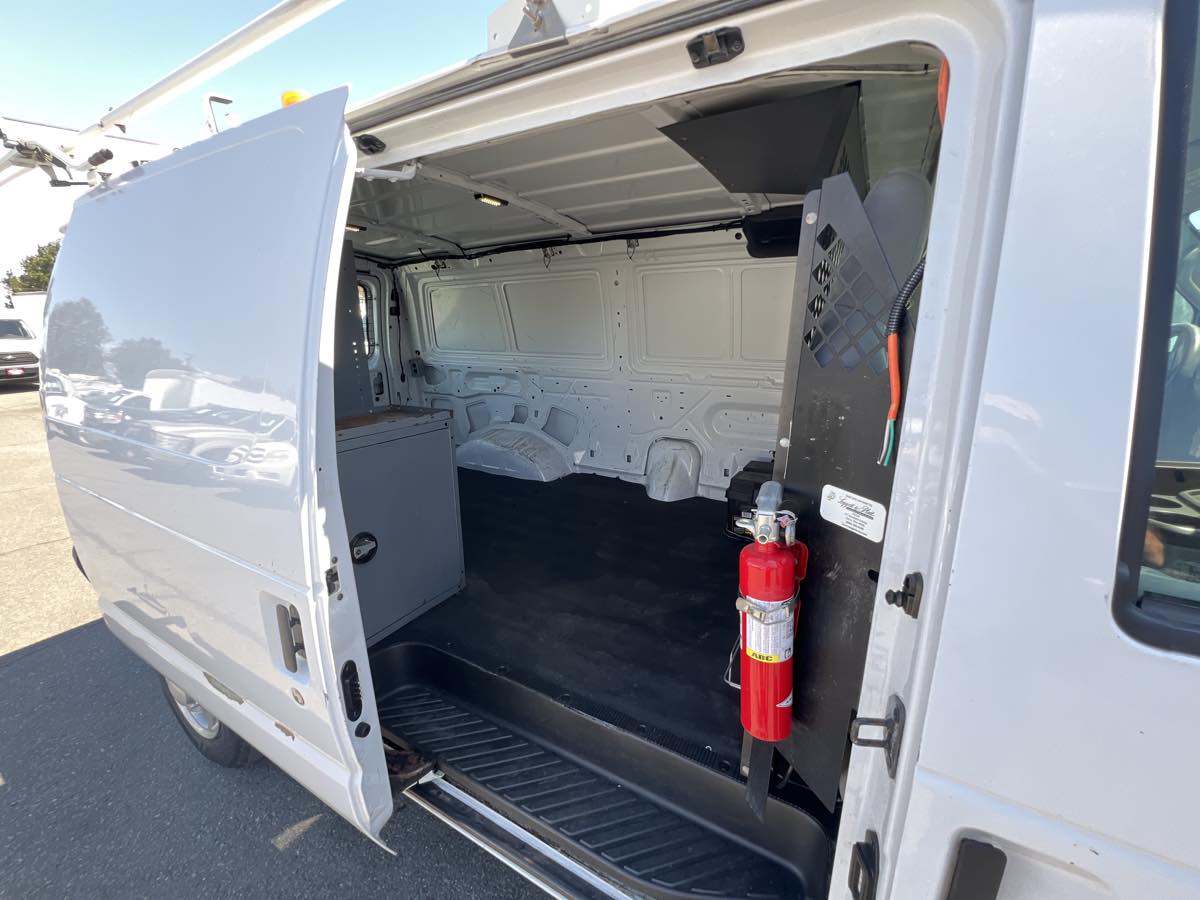 2013 Ford E-150 photo 15
