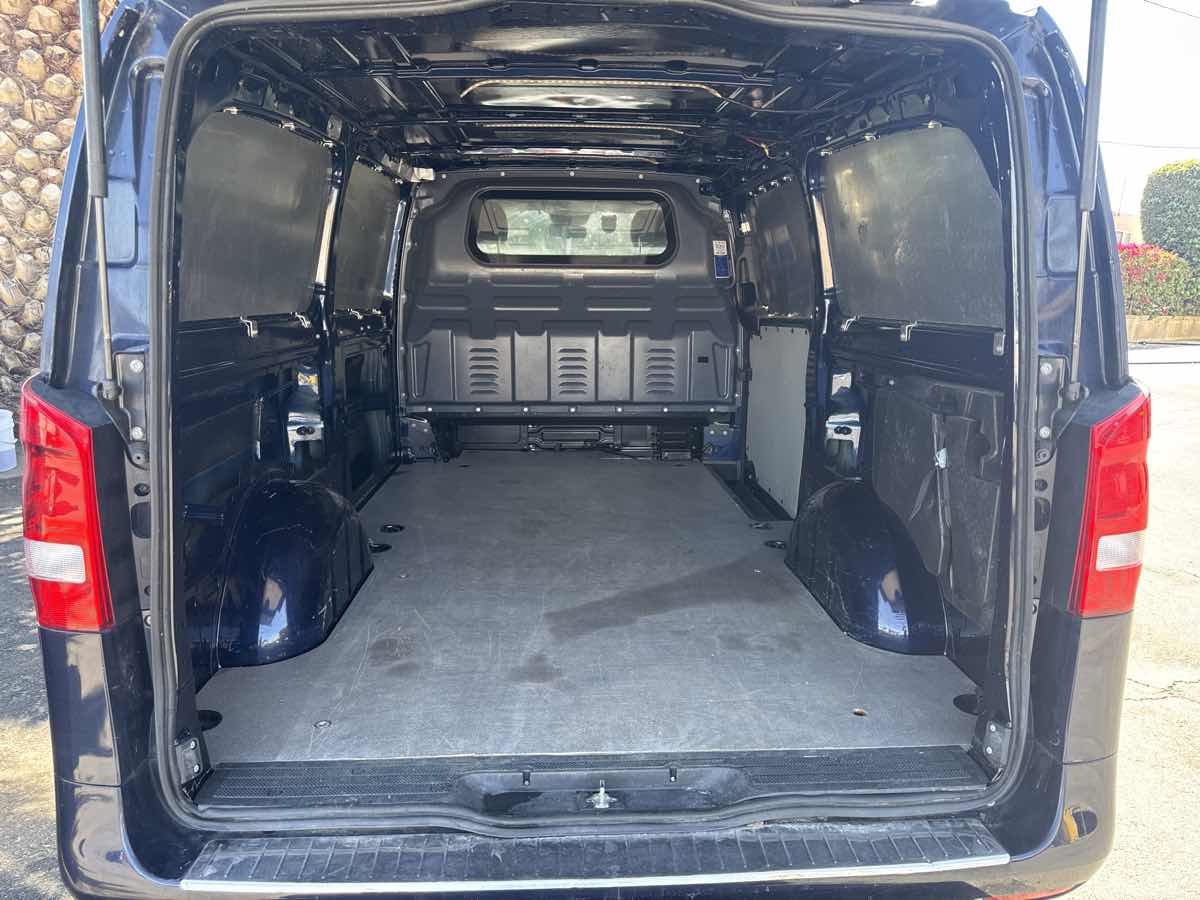 2020 Mercedes Benz Metris Cargo Van photo 4