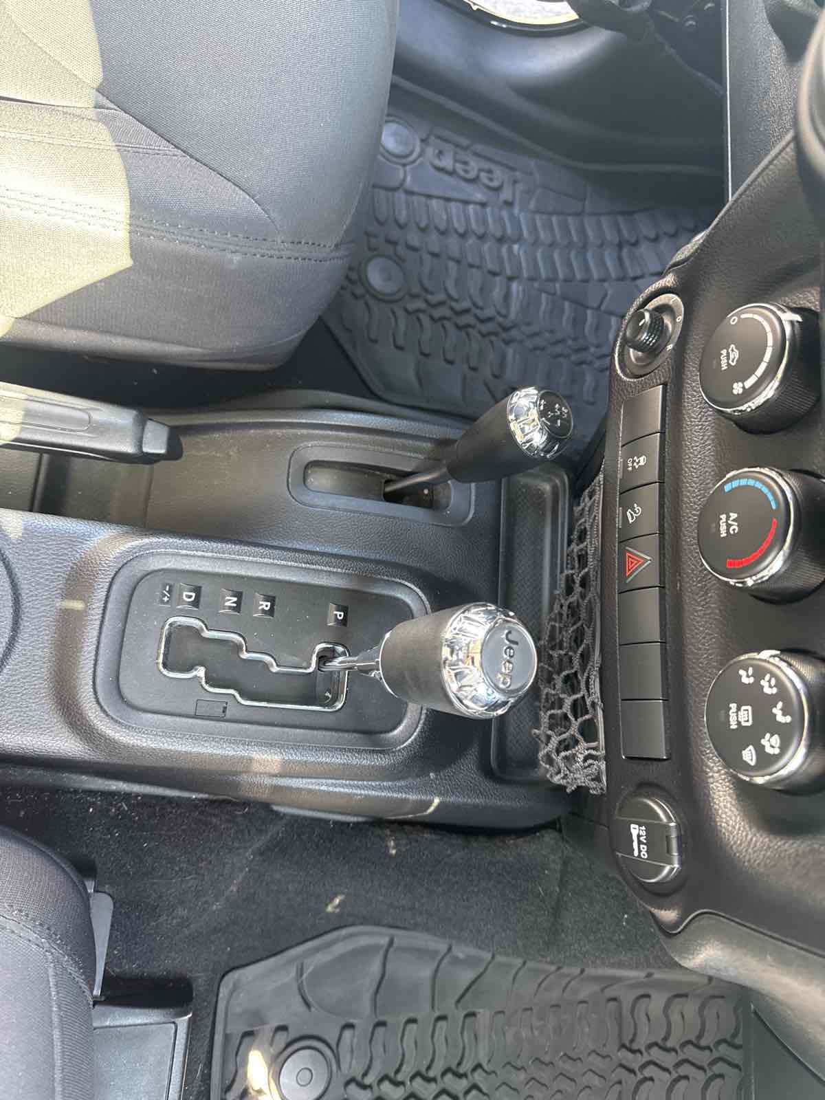 2015 Jeep Wrangler Willys Wheeler photo 12