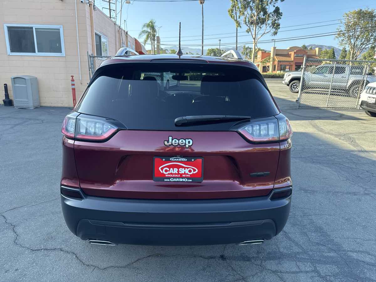 2019 Jeep Cherokee Latitude photo 3