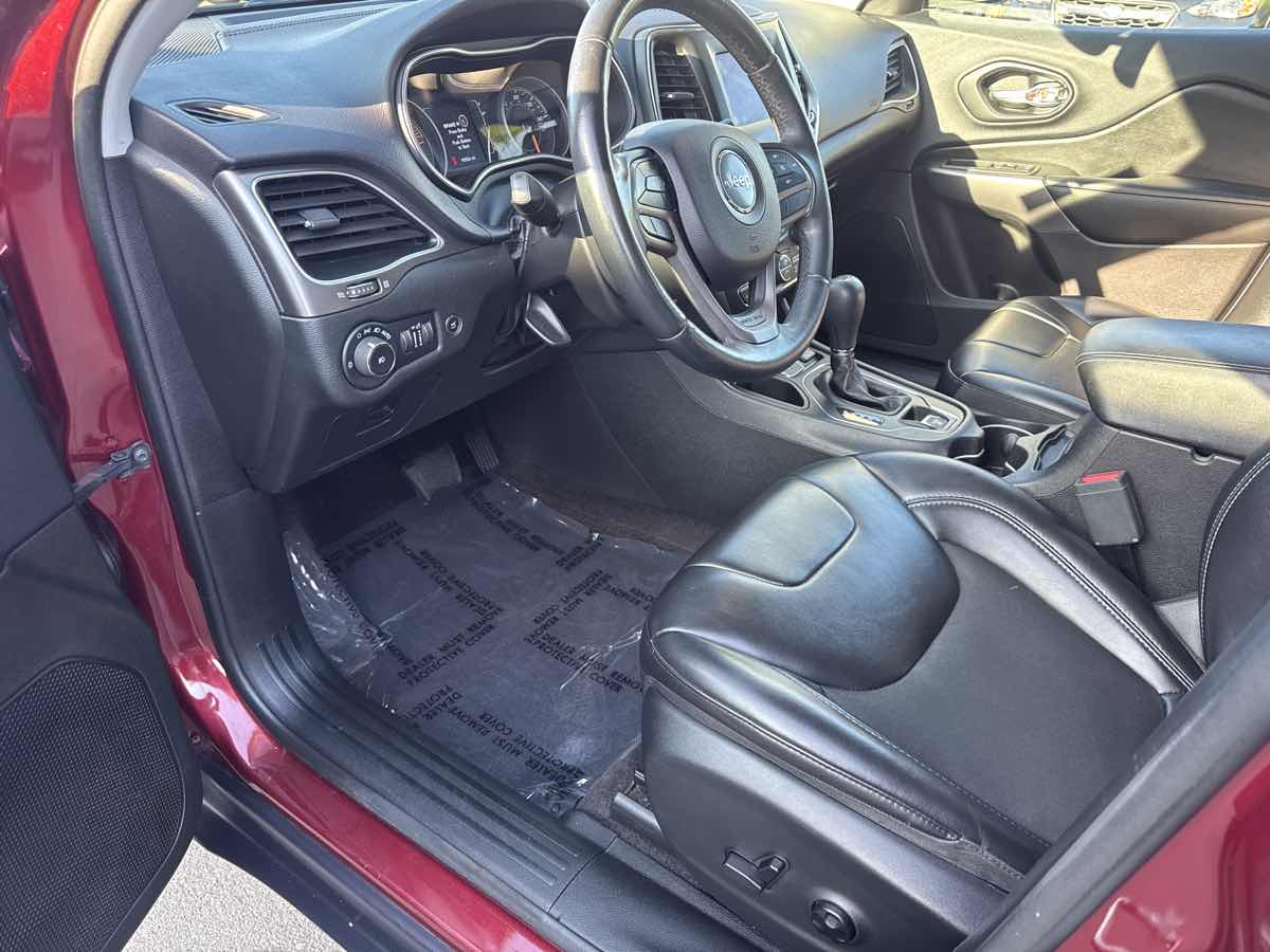 2019 Jeep Cherokee Latitude photo 8