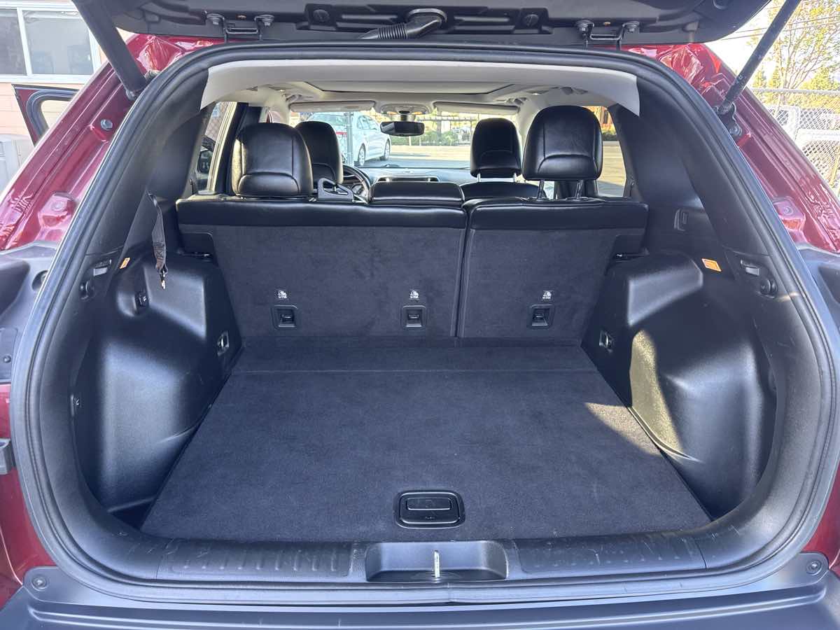 2019 Jeep Cherokee Latitude photo 11