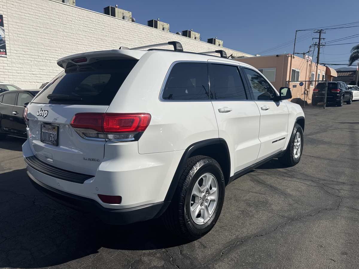 2017 Jeep Grand Cherokee Laredo photo 7