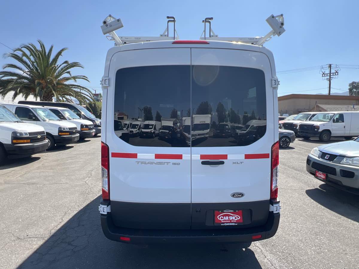 2017 Ford Transit XLT photo 6