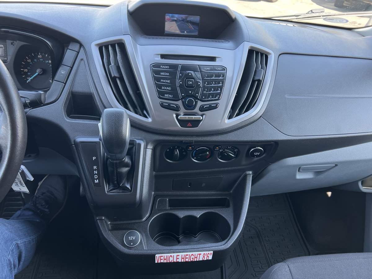2017 Ford Transit XLT photo 16