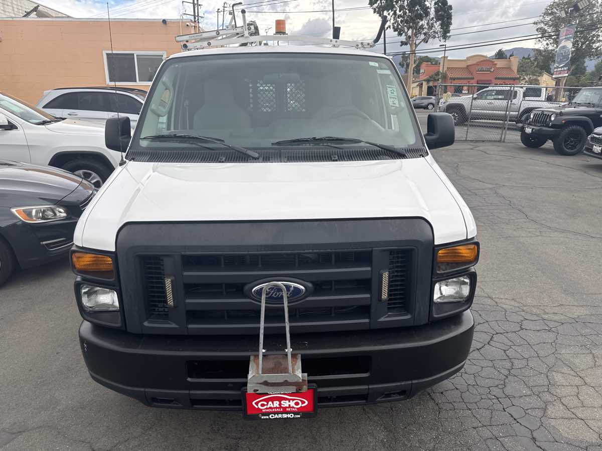 2013 Ford E-150 photo 2