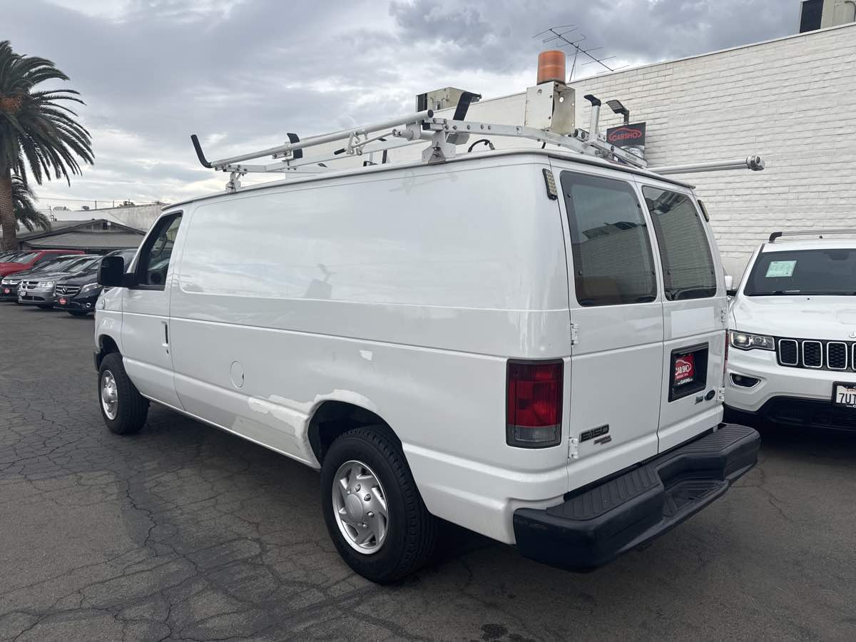 2013 Ford E-150 photo 4