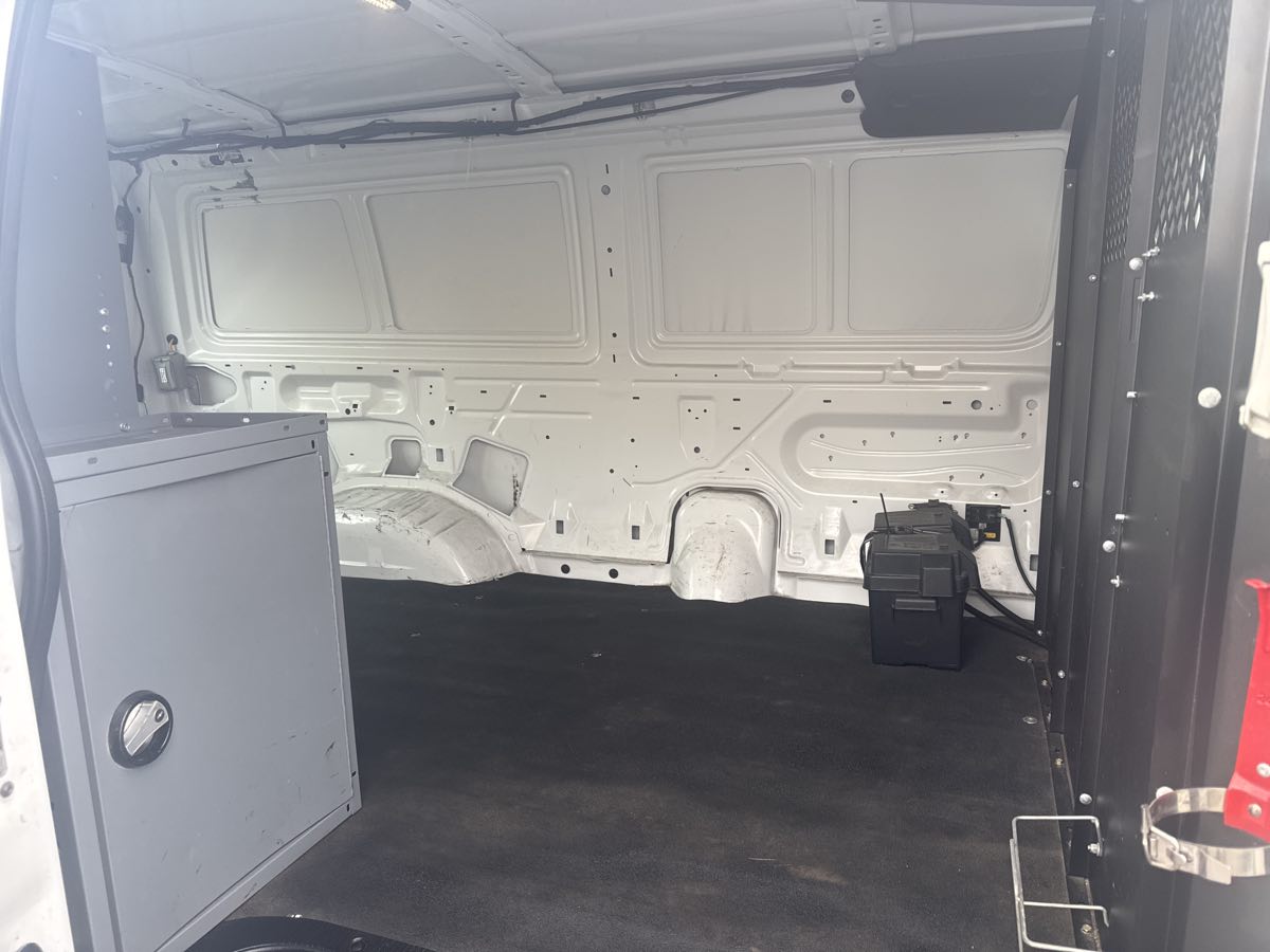 2013 Ford E-150 photo 10
