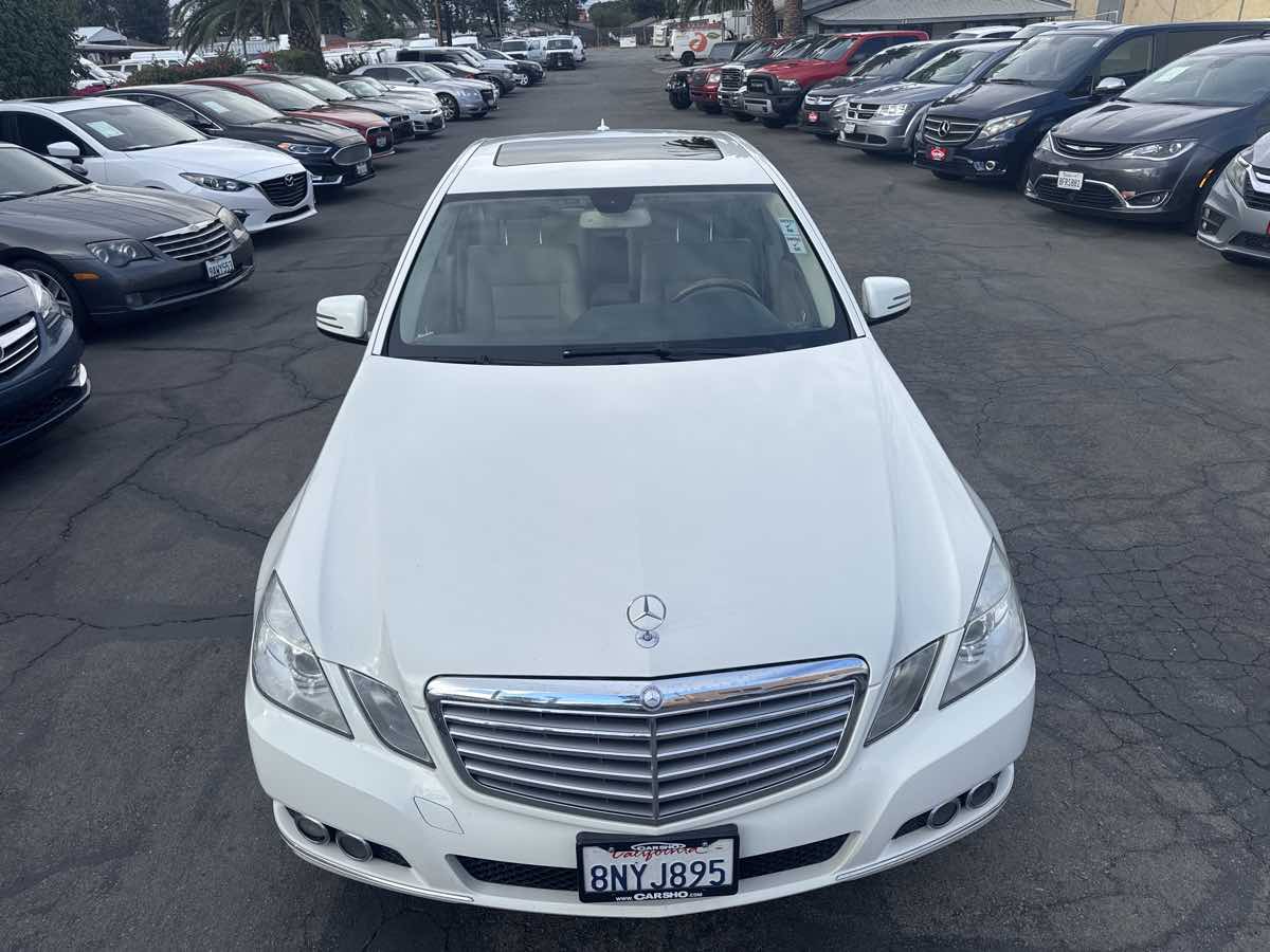 2011 Mercedes Benz E 350 Sport photo 9