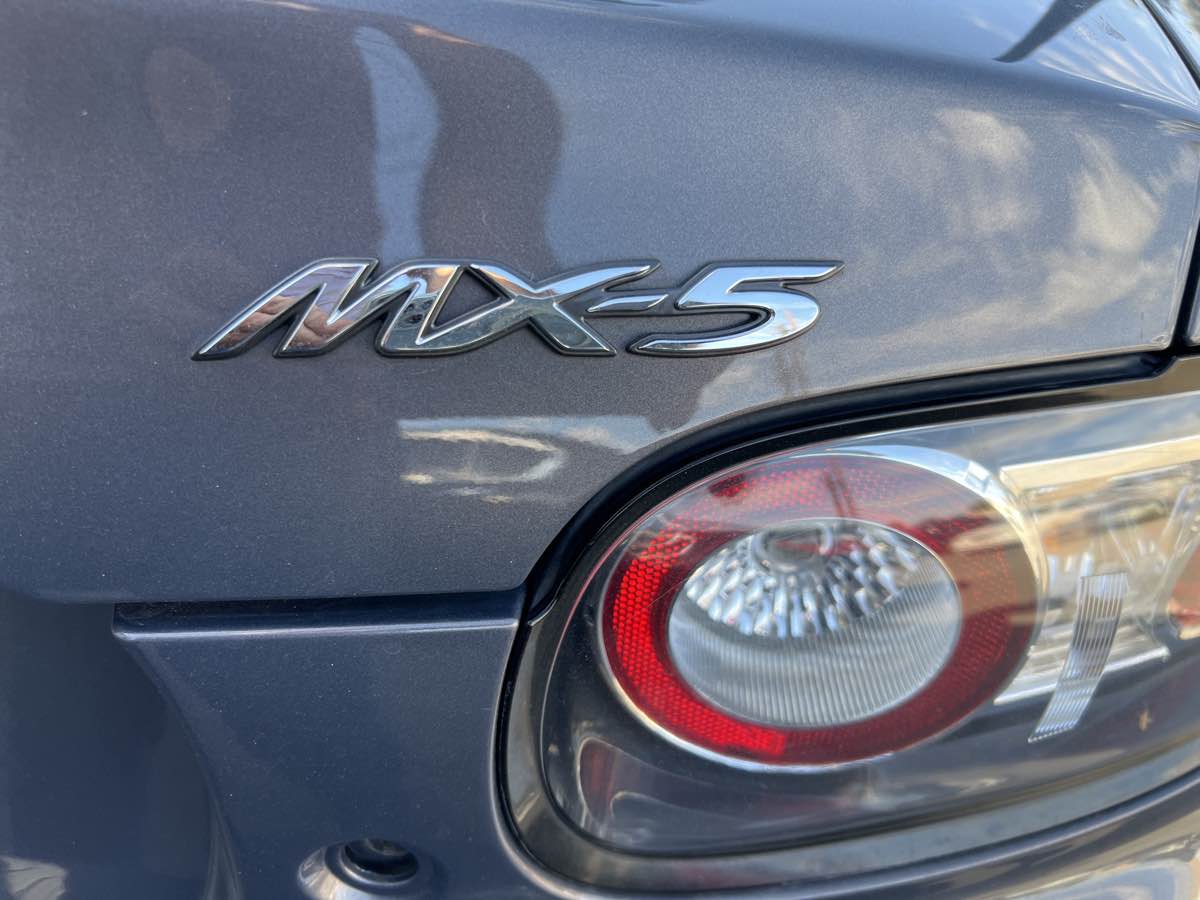 2008 Mazda MX-5 Miata Miata Touring photo 22