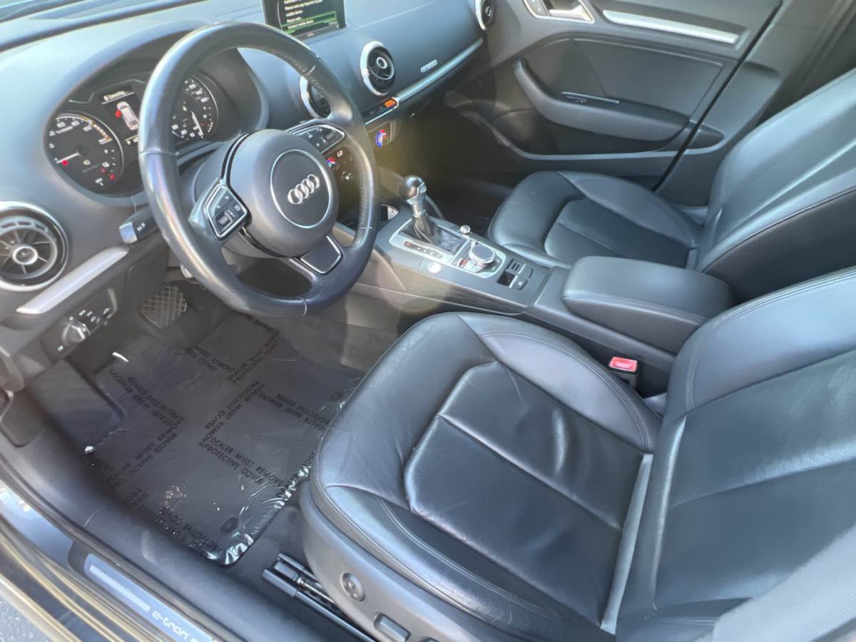 2016 Audi A3 E-tron Premium photo 10