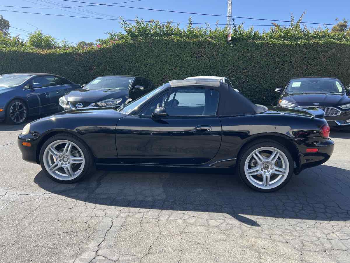 2003 Mazda MX-5 Miata Miata LS photo 3