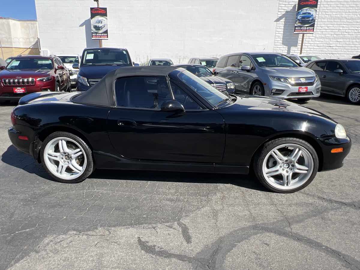 2003 Mazda MX-5 Miata Miata LS photo 6