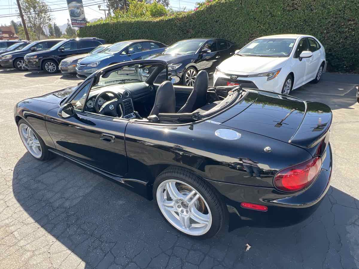 2003 Mazda MX-5 Miata Miata LS photo 8