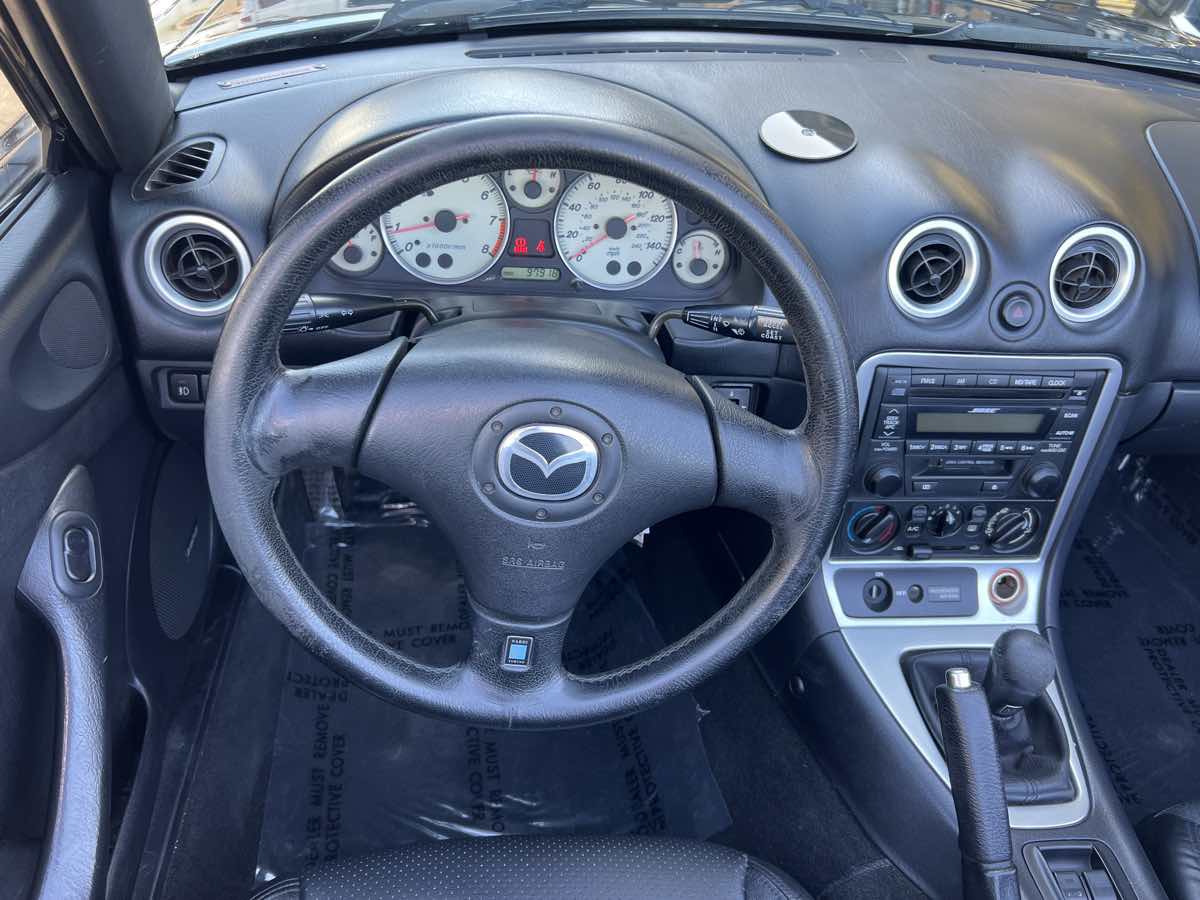 2003 Mazda MX-5 Miata Miata LS photo 17