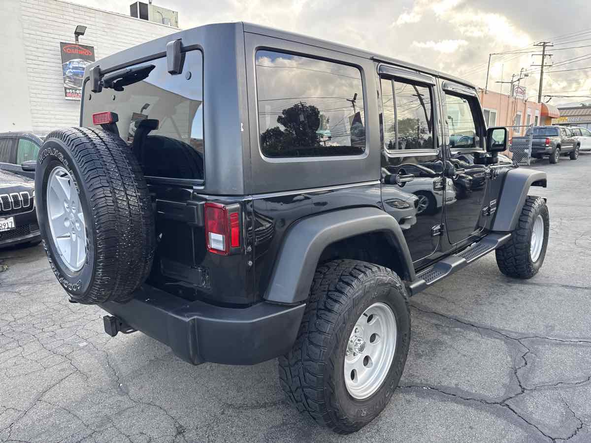 2018 Jeep Wrangler JK Unlimited Sport S - Photo 8