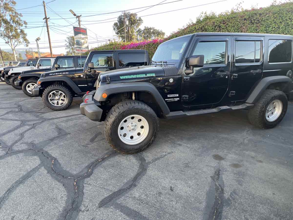 2018 Jeep Wrangler JK Unlimited Sport S - Photo 3