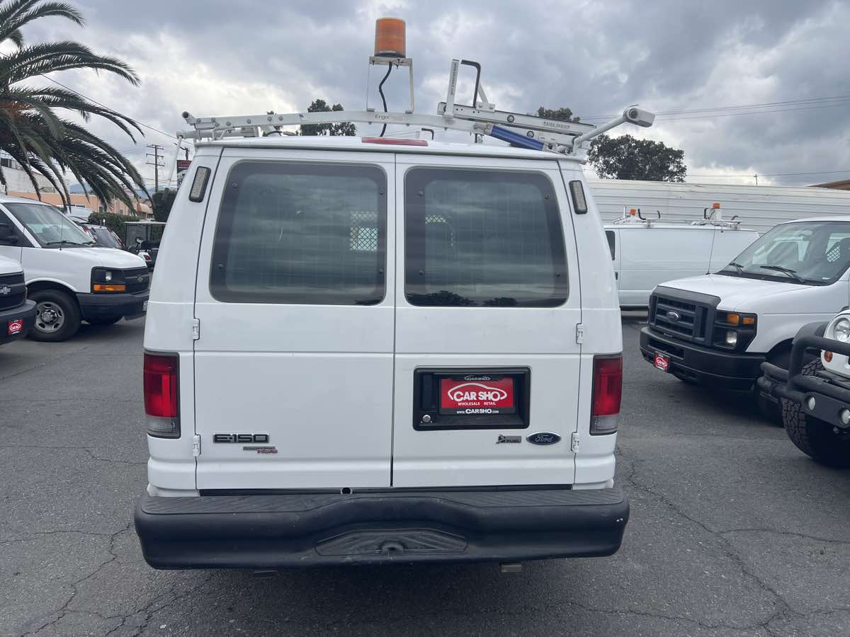2013 Ford E-150 photo 3