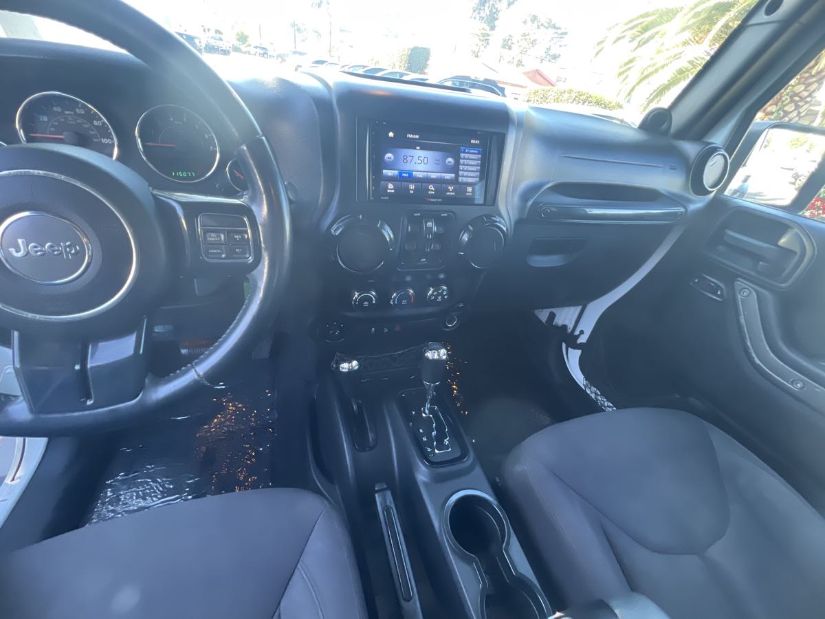 2013 Jeep Wrangler Unlimited Sport - Photo 13