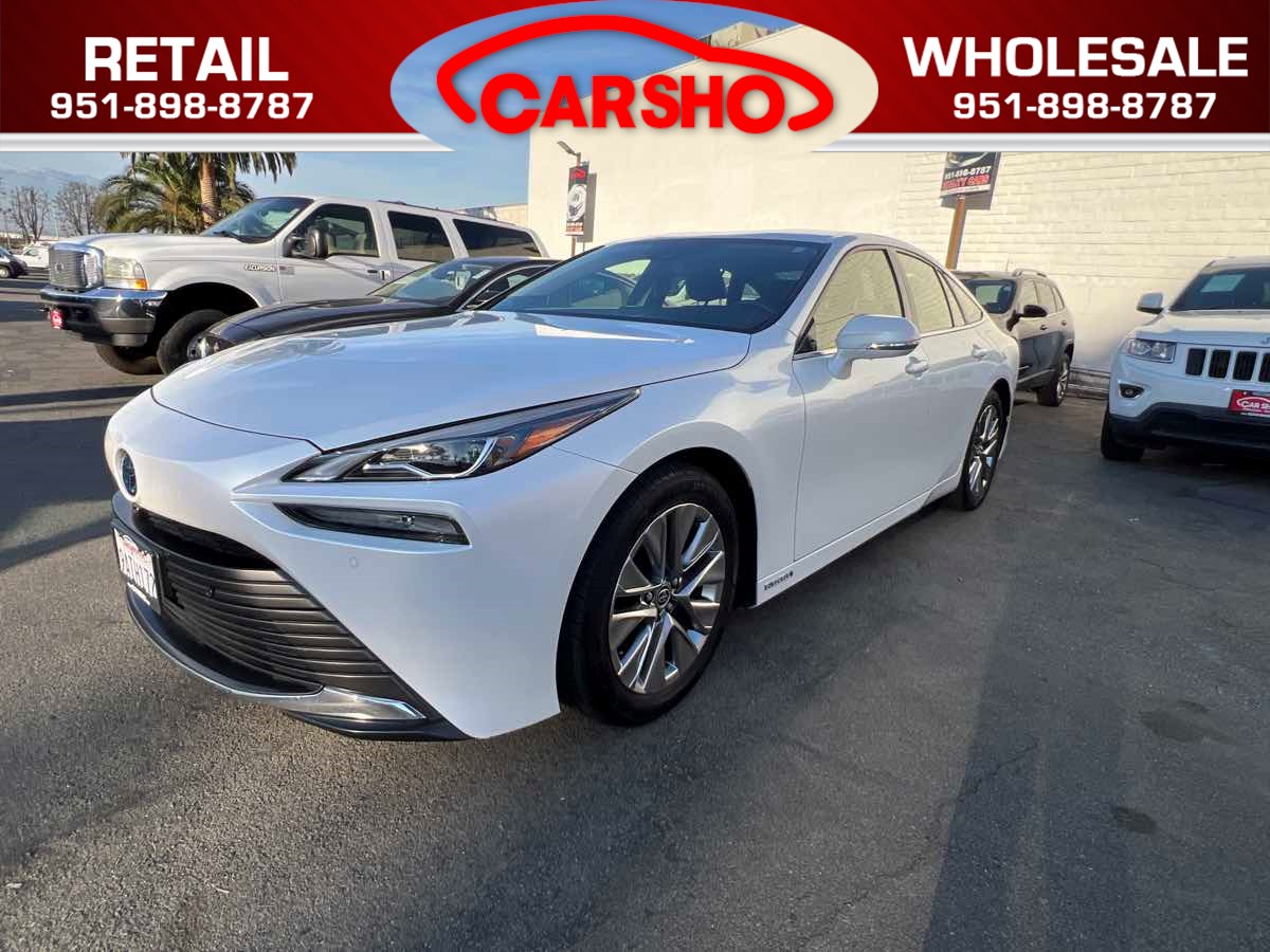 2022 Toyota Mirai XLE's photo