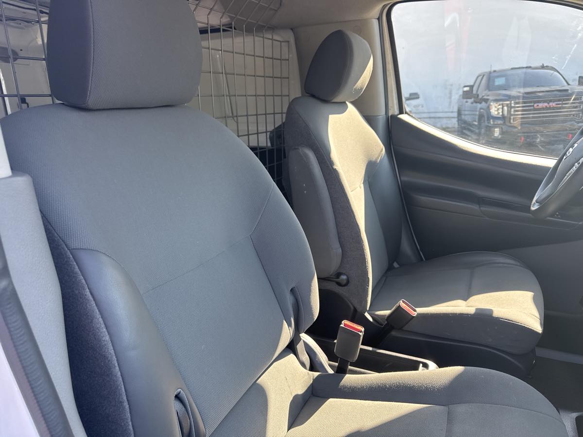 2021 Nissan NV200 SV - Photo 11