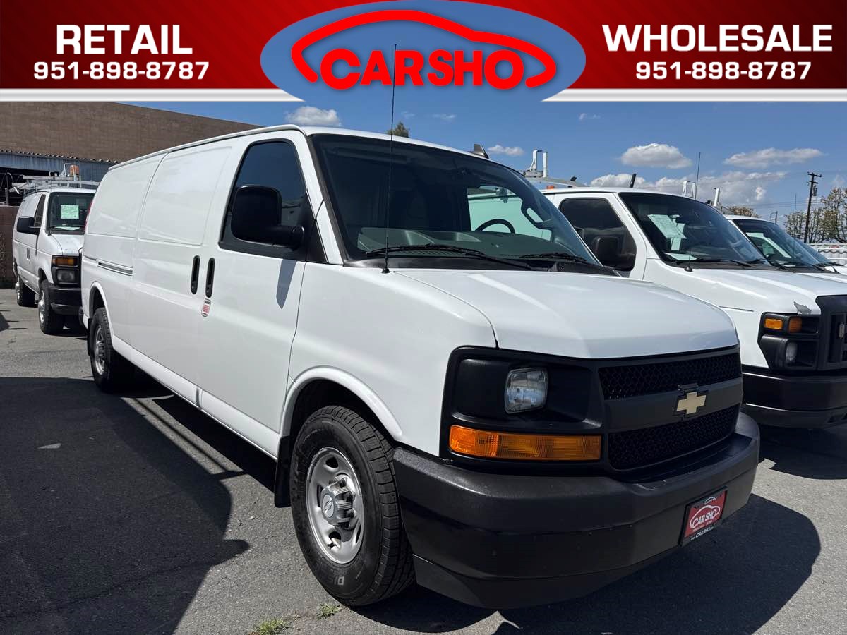 2017 Chevrolet Express 3500 Extended Work Van's photo