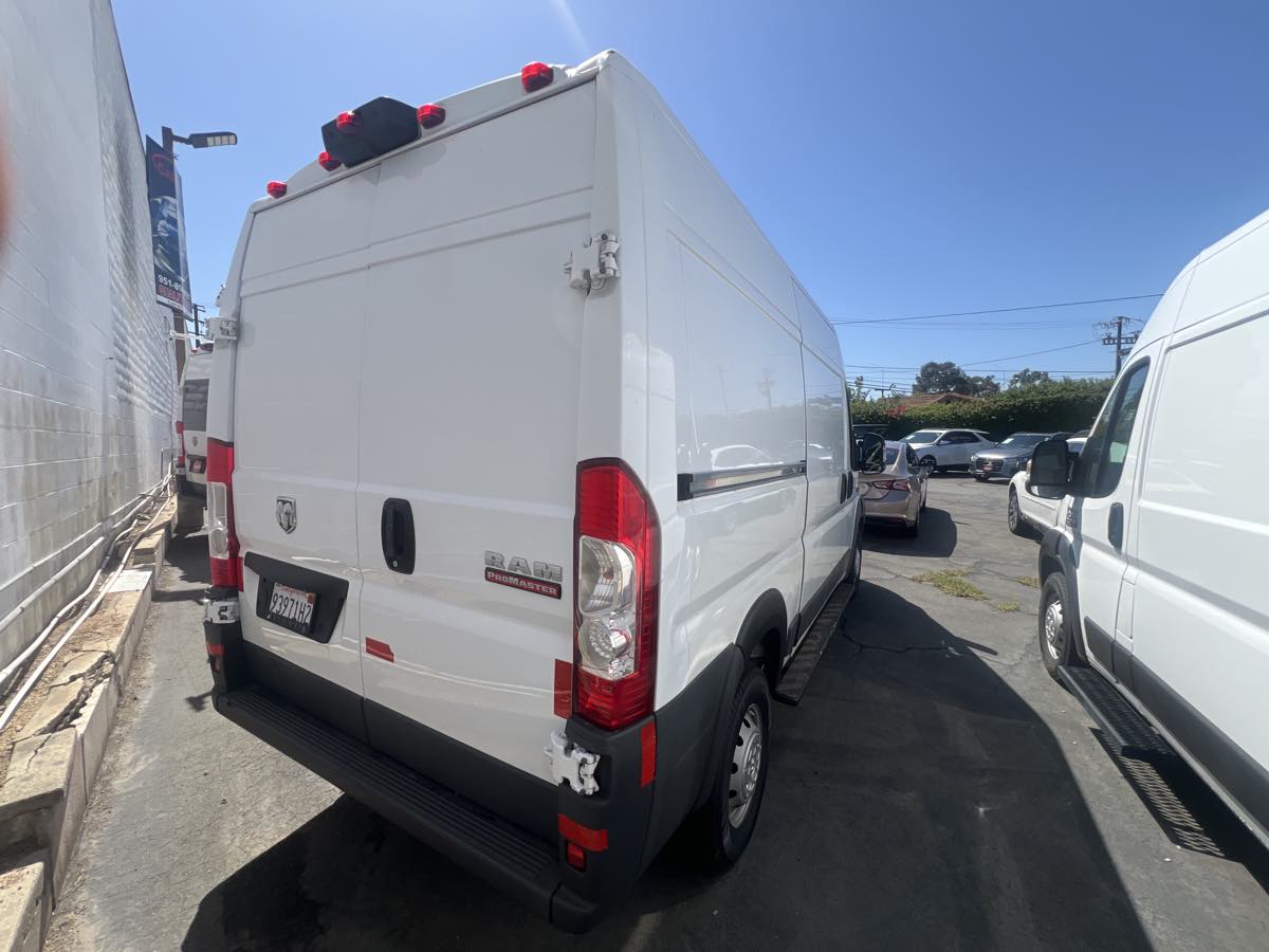 Ram Cargo Van photo 6