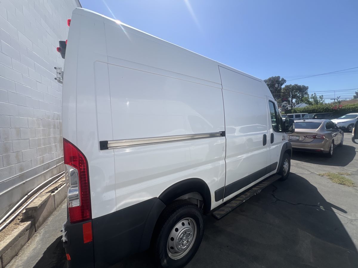 Ram Cargo Van photo 7