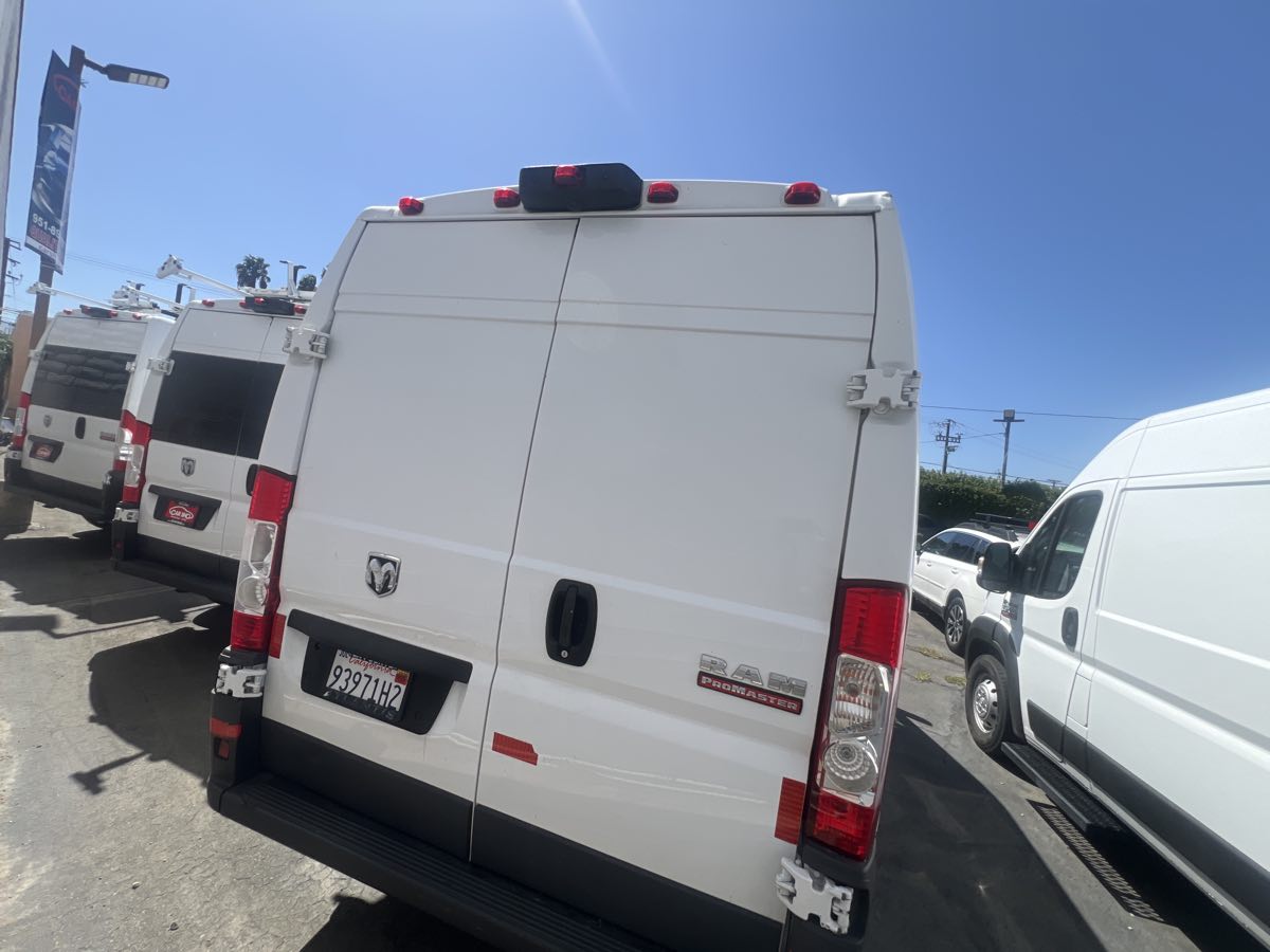 Ram Cargo Van photo 8