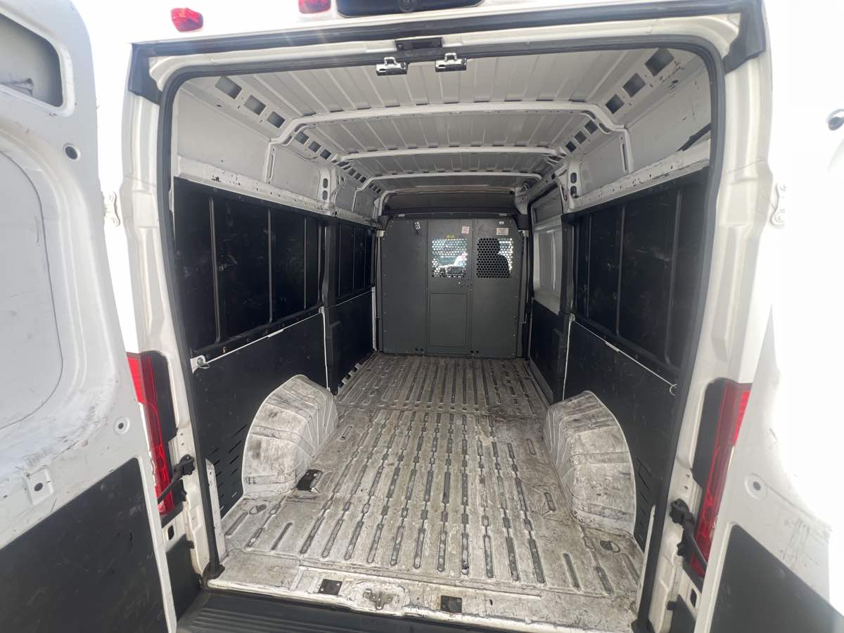 Ram Cargo Van photo 9