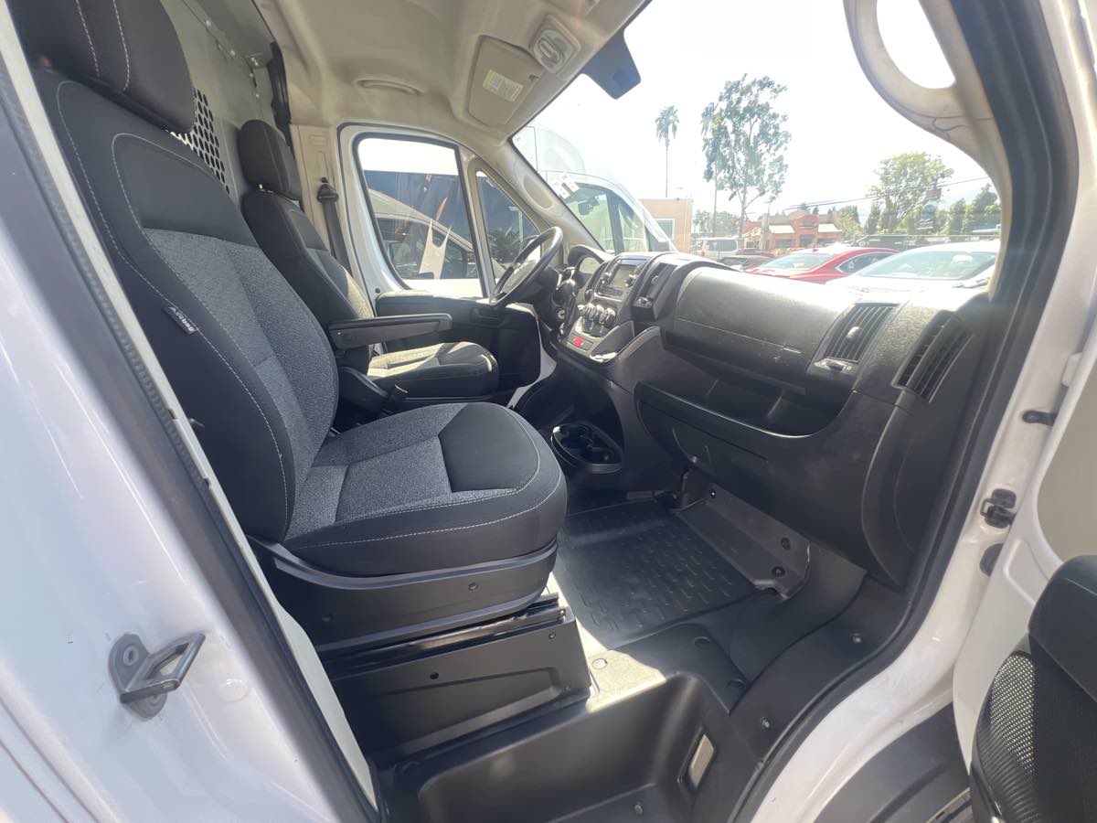 Ram Cargo Van photo 12