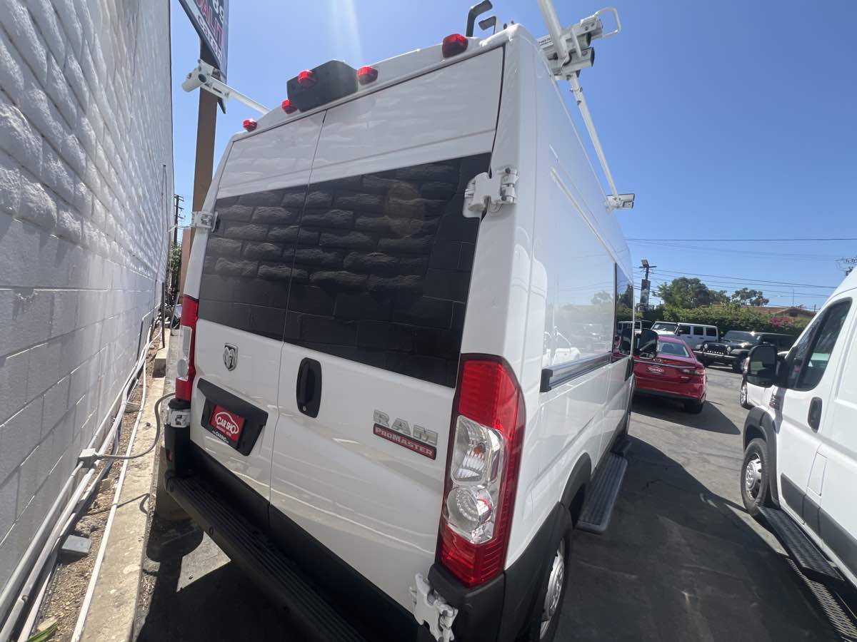 Ram Cargo Van photo 11