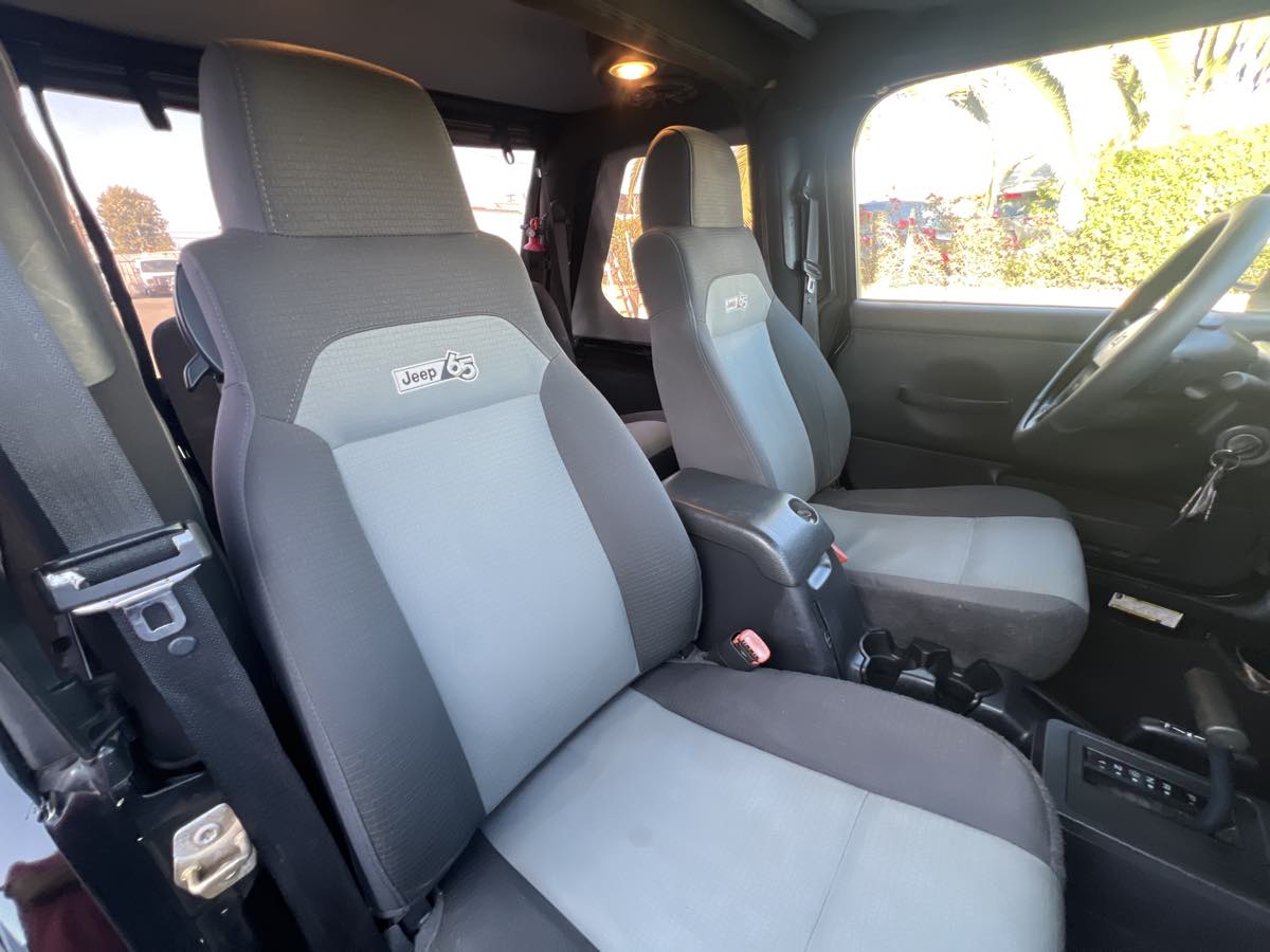 Jeep Wrangler photo 22