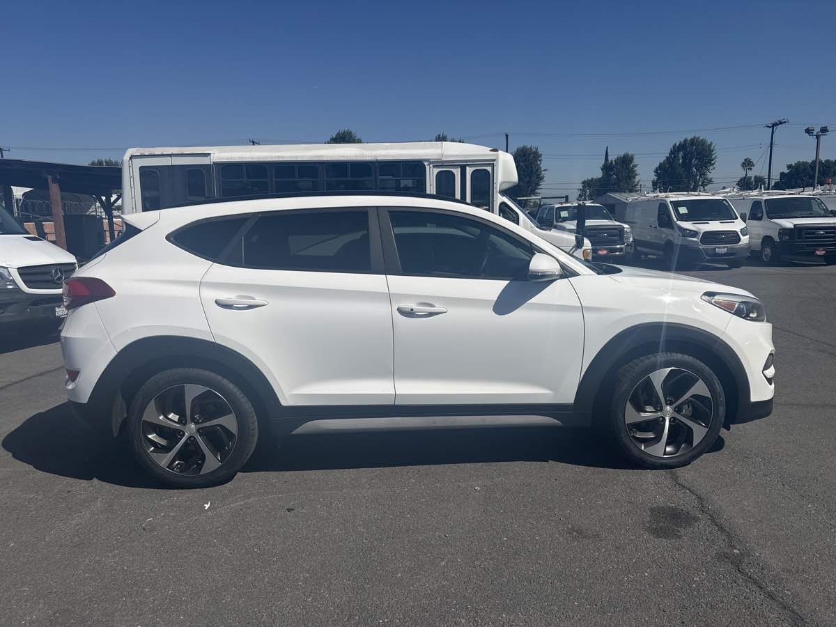 Hyundai Tucson photo 18
