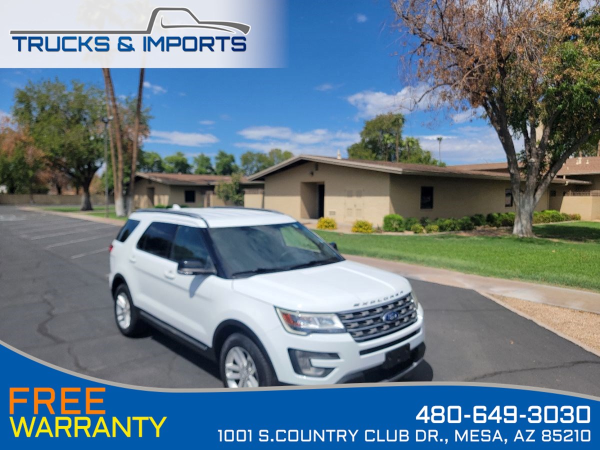 2017 Ford Explorer XLT ONLY 64K miles! Clean Carfax 3rd Row! Backup!