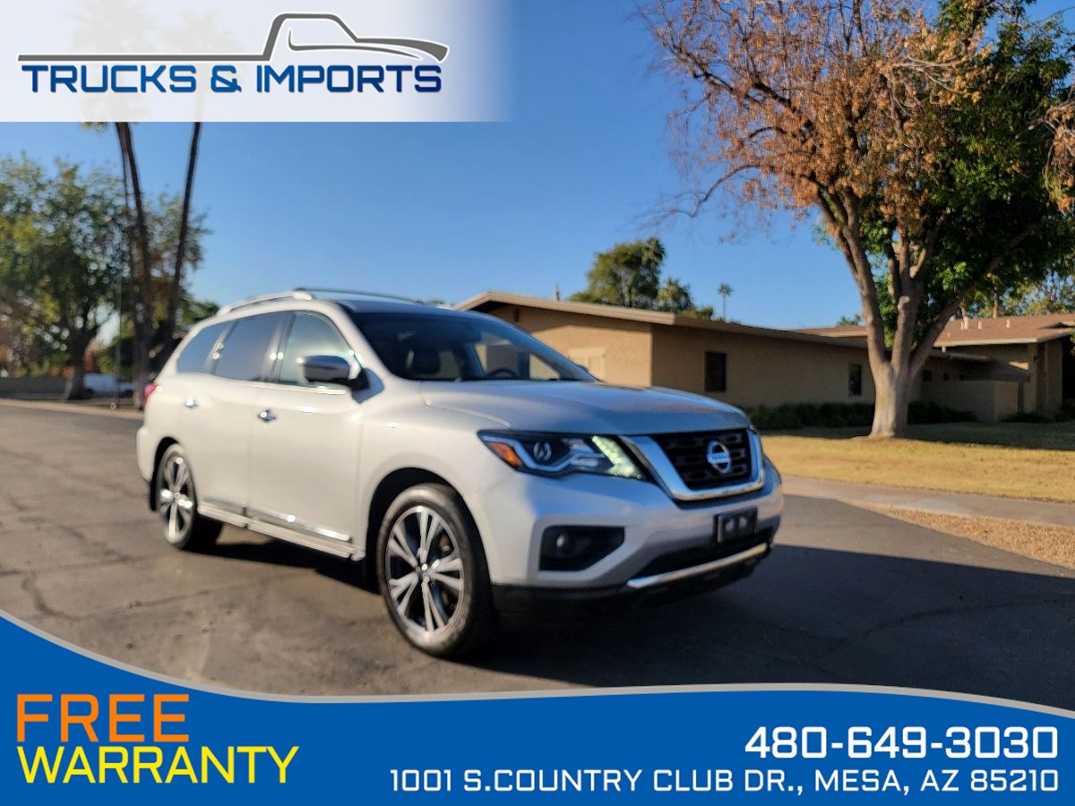 2017 Nissan Pathfinder Platinum Clean CarFax V6 3.5 Liter! Blind-Spot!