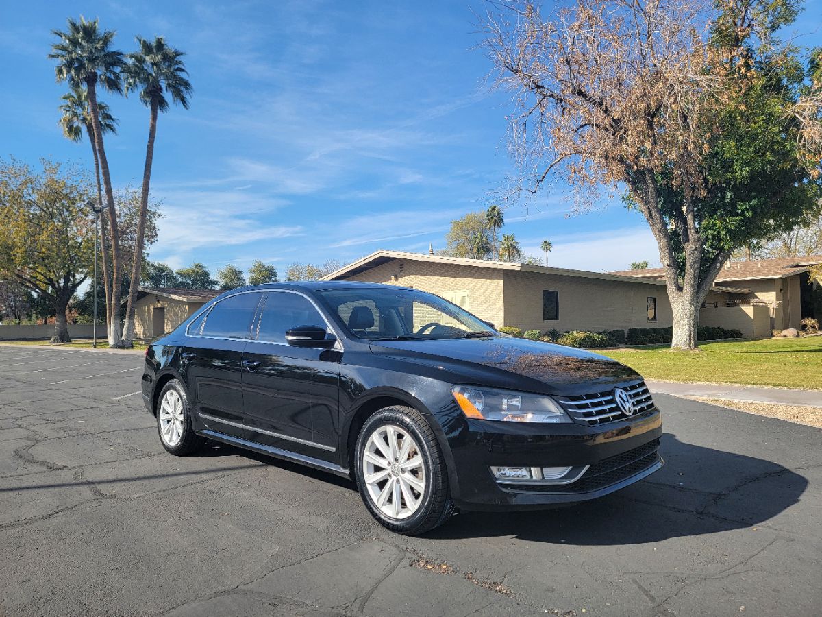 2013 Volkswagen Passat SEL Premium One Owner Bluetooth Backup Cam!