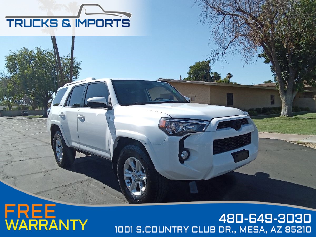 2018 Toyota 4Runner SR5 ONE Owner! Bluetooth Backup Camera