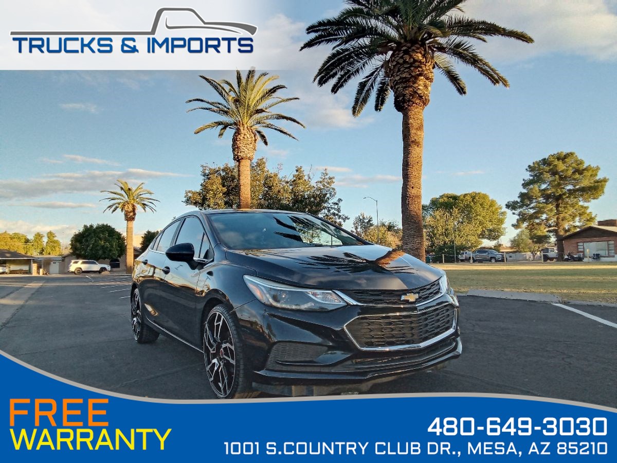 2018 Chevrolet Cruze LT Clean Carfax Bluetooth Backup ONLY 80K miles!