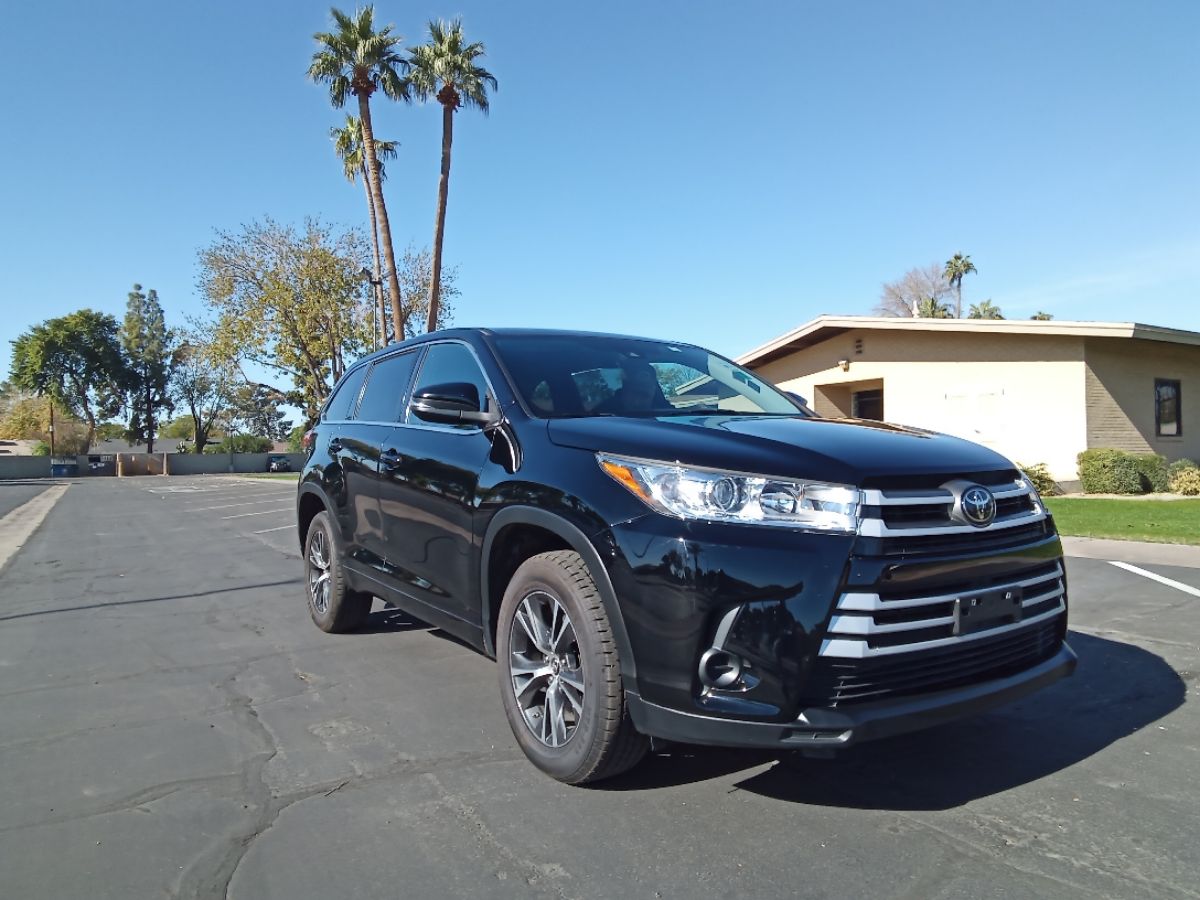 2018 Toyota Highlander LE V6 3,5! Lane Departure Bluetooth Backup 3rd Row