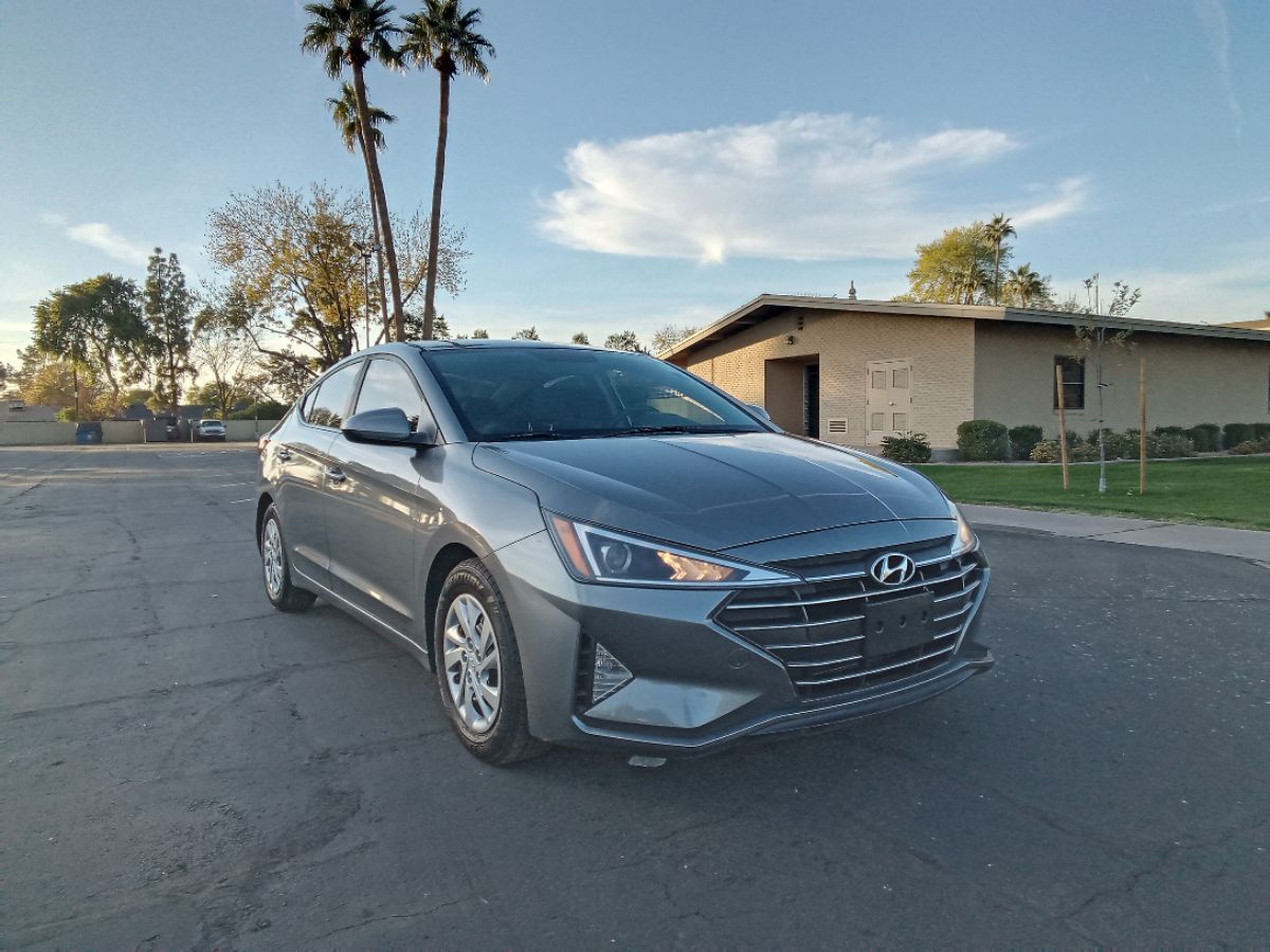 2019 Hyundai Elantra SE Bluetooth Backup Cam 38 MPG 2 in stock!