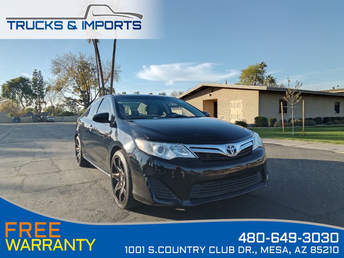 2014 Toyota Camry LE Bluetooth Backup Cam Cool Wheels 35 MPG!