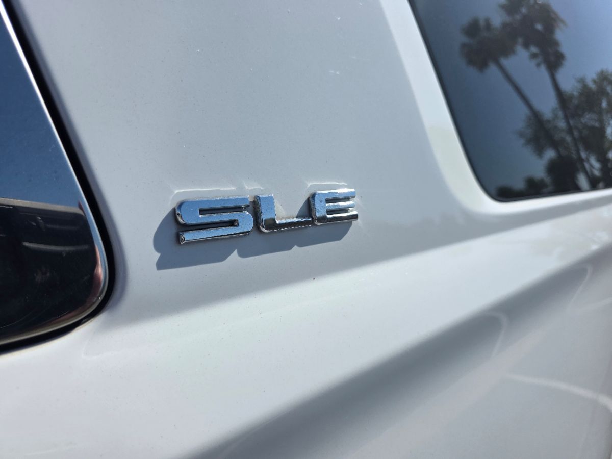 2015 GMC Yukon SLE - Photo 9