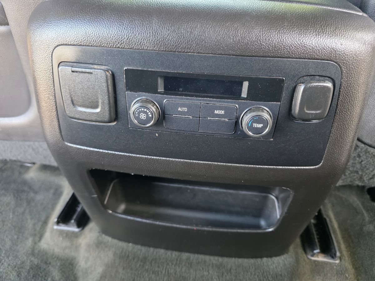 2015 GMC Yukon SLE - Photo 41