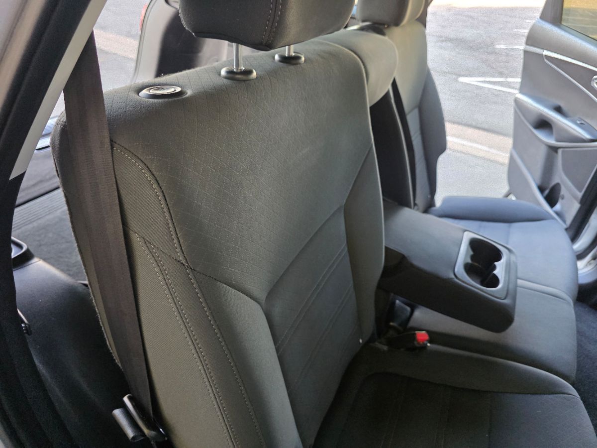 2020 Kia Sorento S V6 photo 26