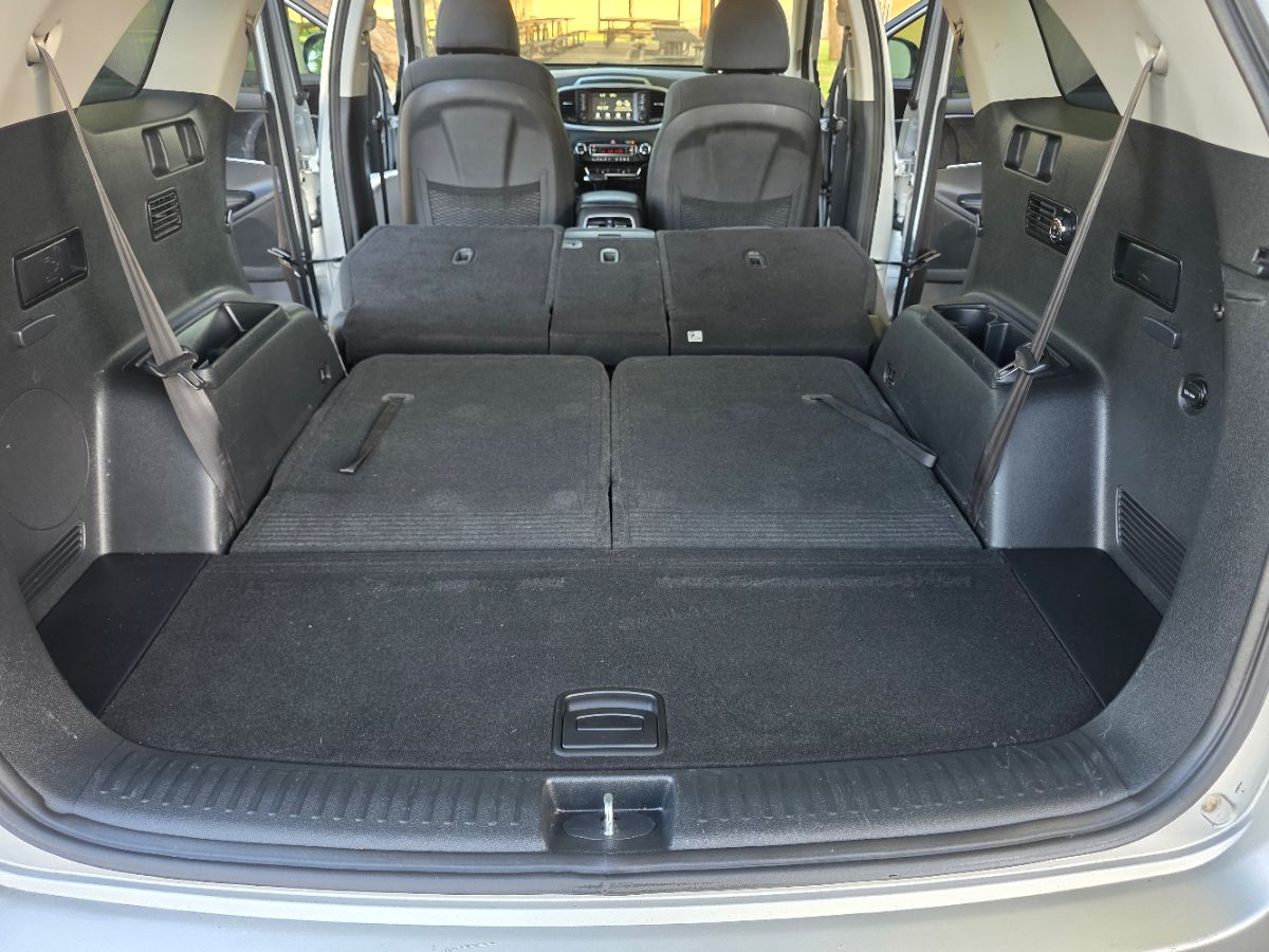 2020 Kia Sorento S V6 photo 27