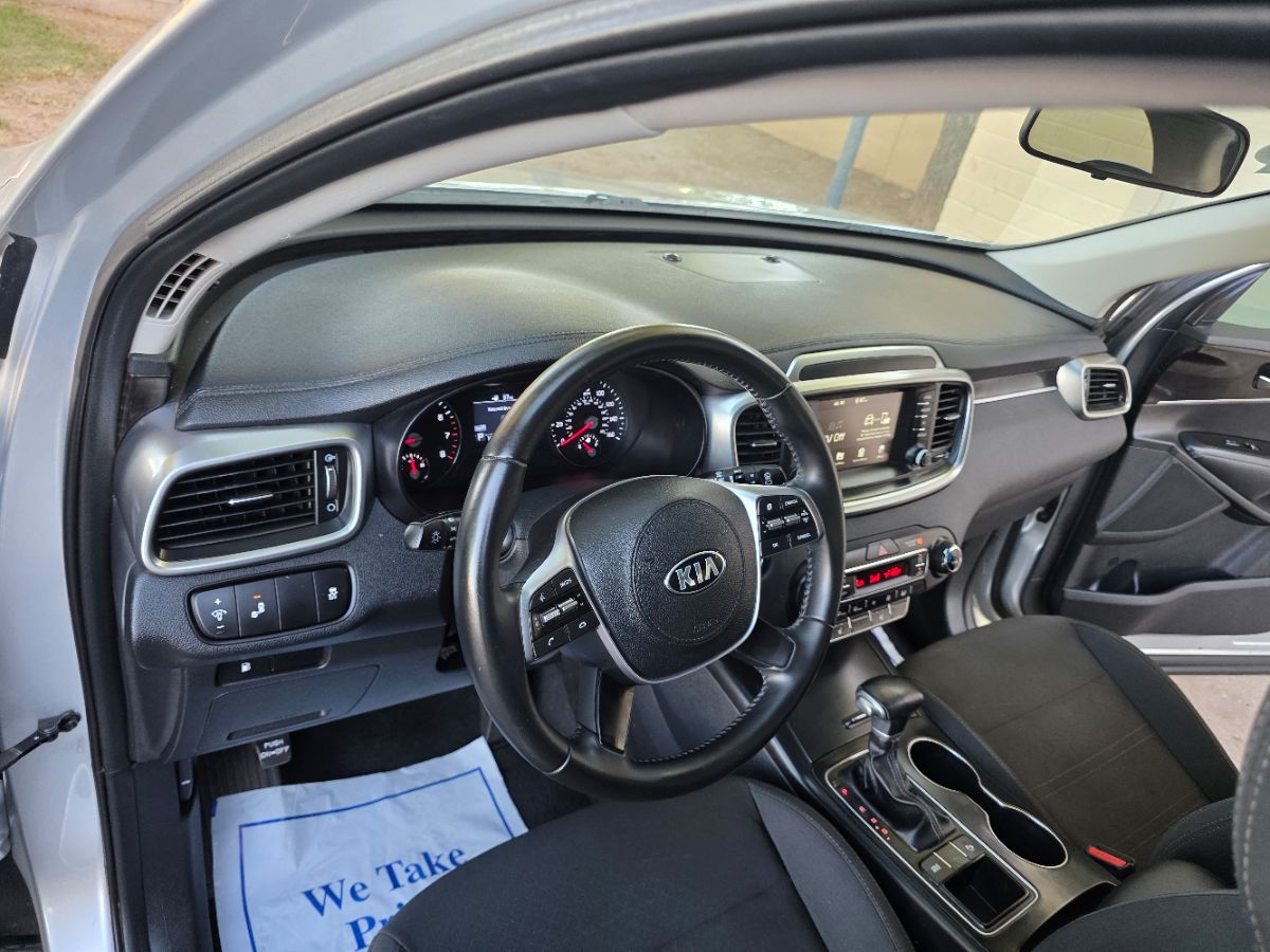 2020 Kia Sorento S V6 photo 33