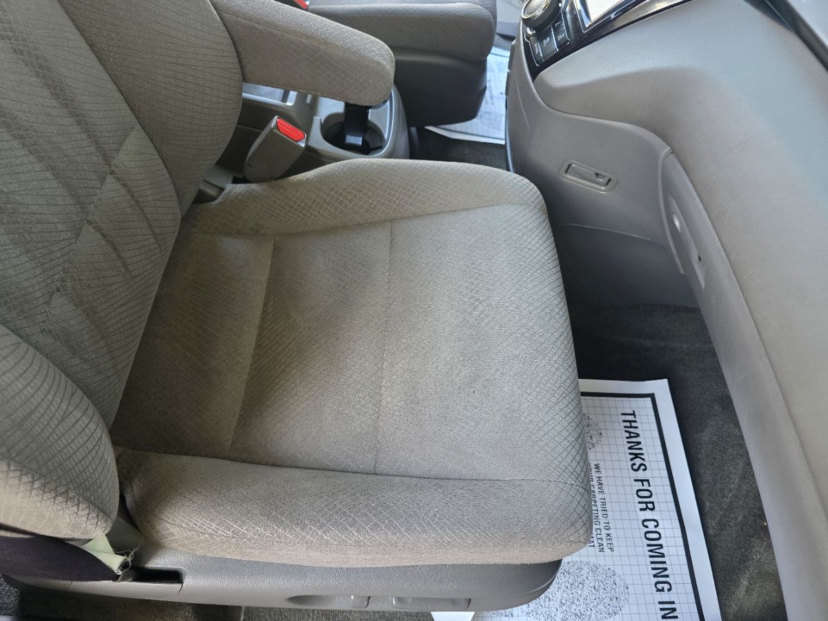 2015 Honda Odyssey EX photo 23
