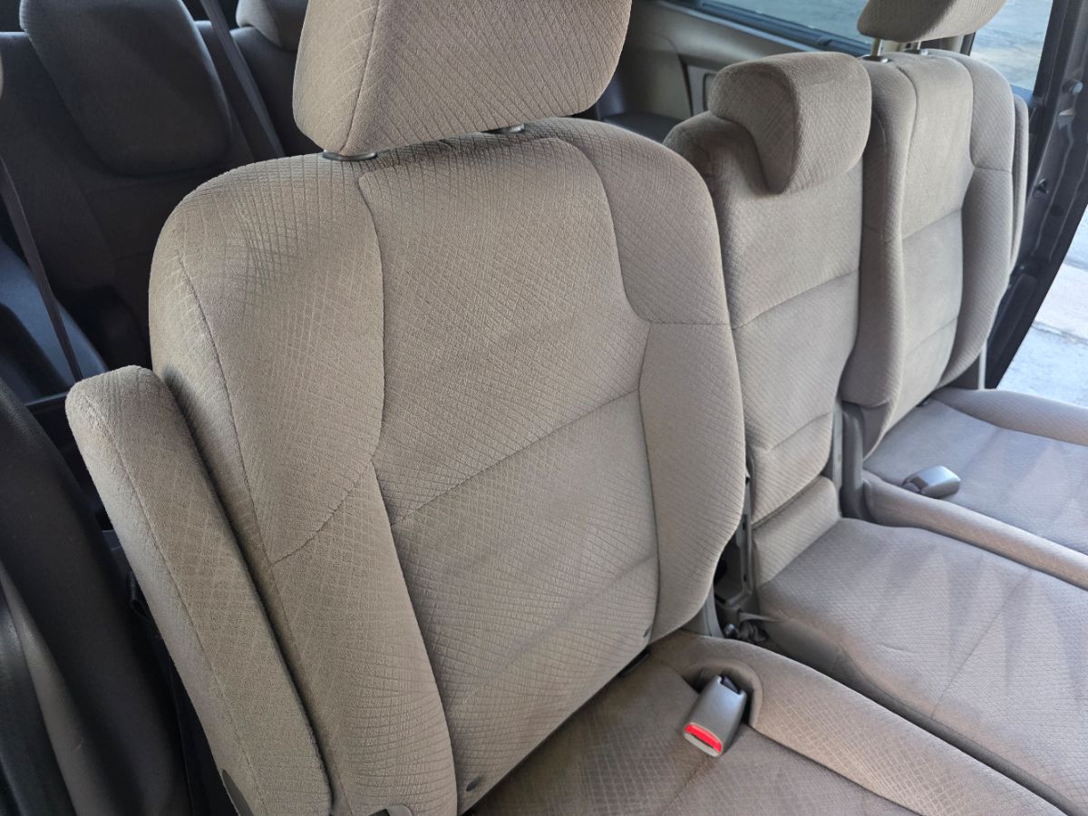 2015 Honda Odyssey EX photo 29