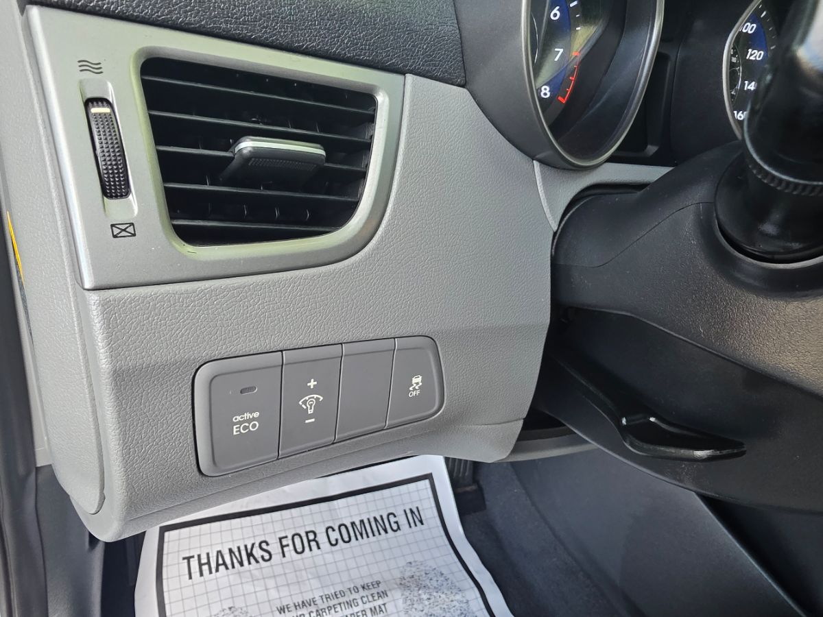 2016 Hyundai Elantra SE photo 6